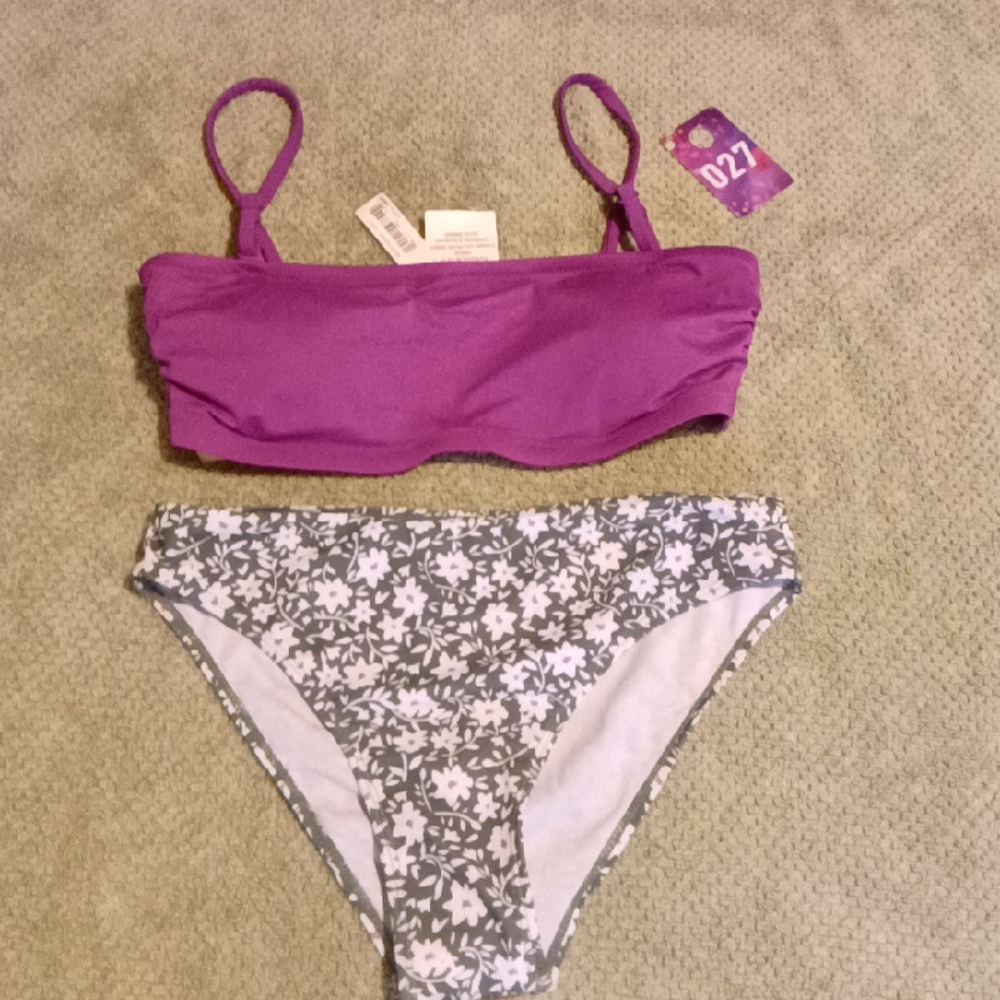N E W Purple Bandeau Bikini Top with Floral High-Waist Bottom